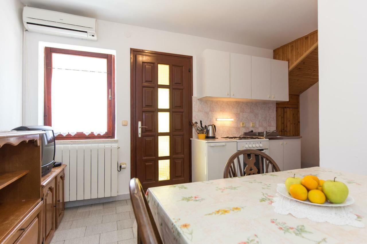Apartment Pavacic Крк Экстерьер фото